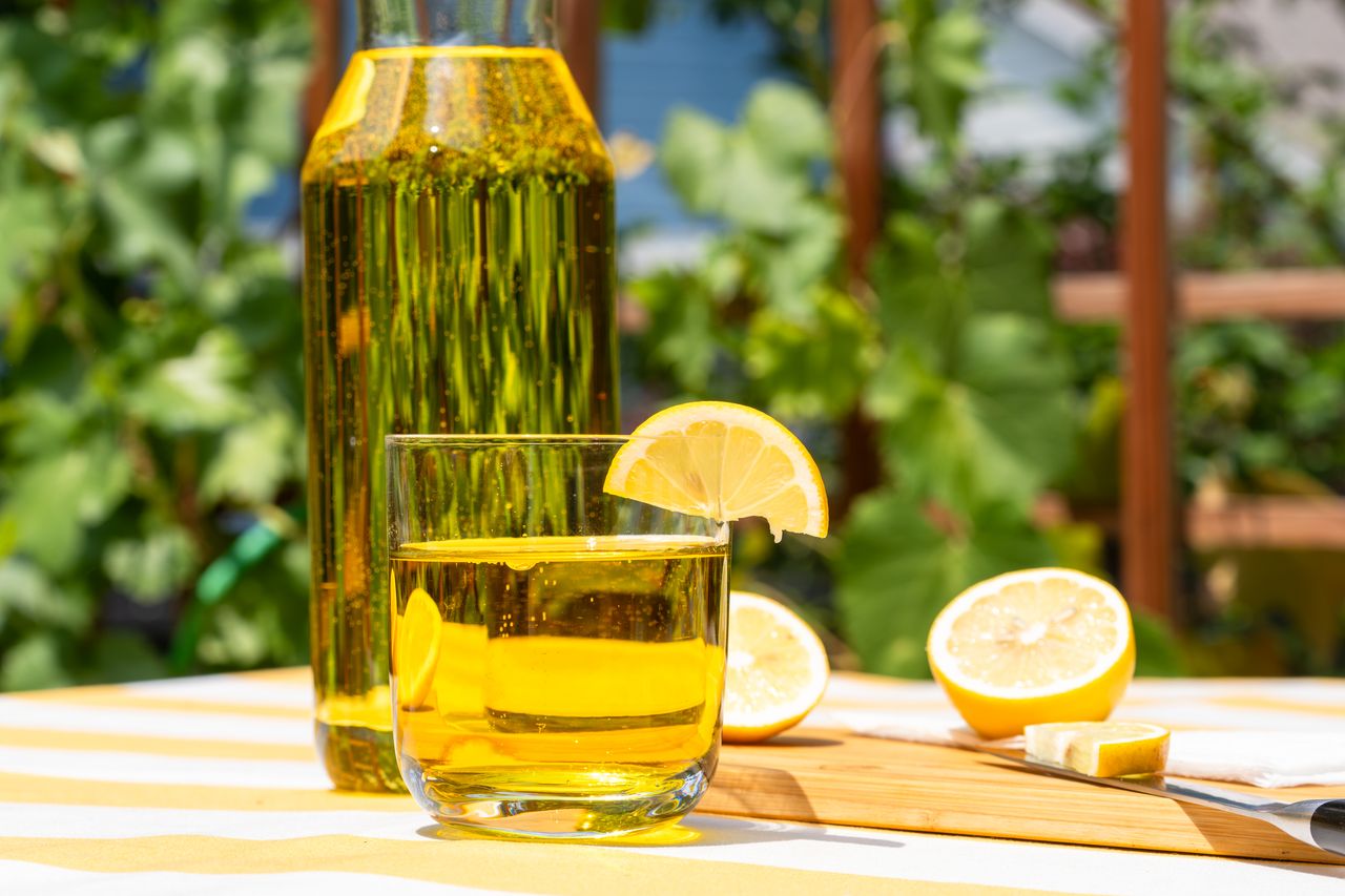 レモン酢はダイエットにいい？作り方と効果的な飲み方について