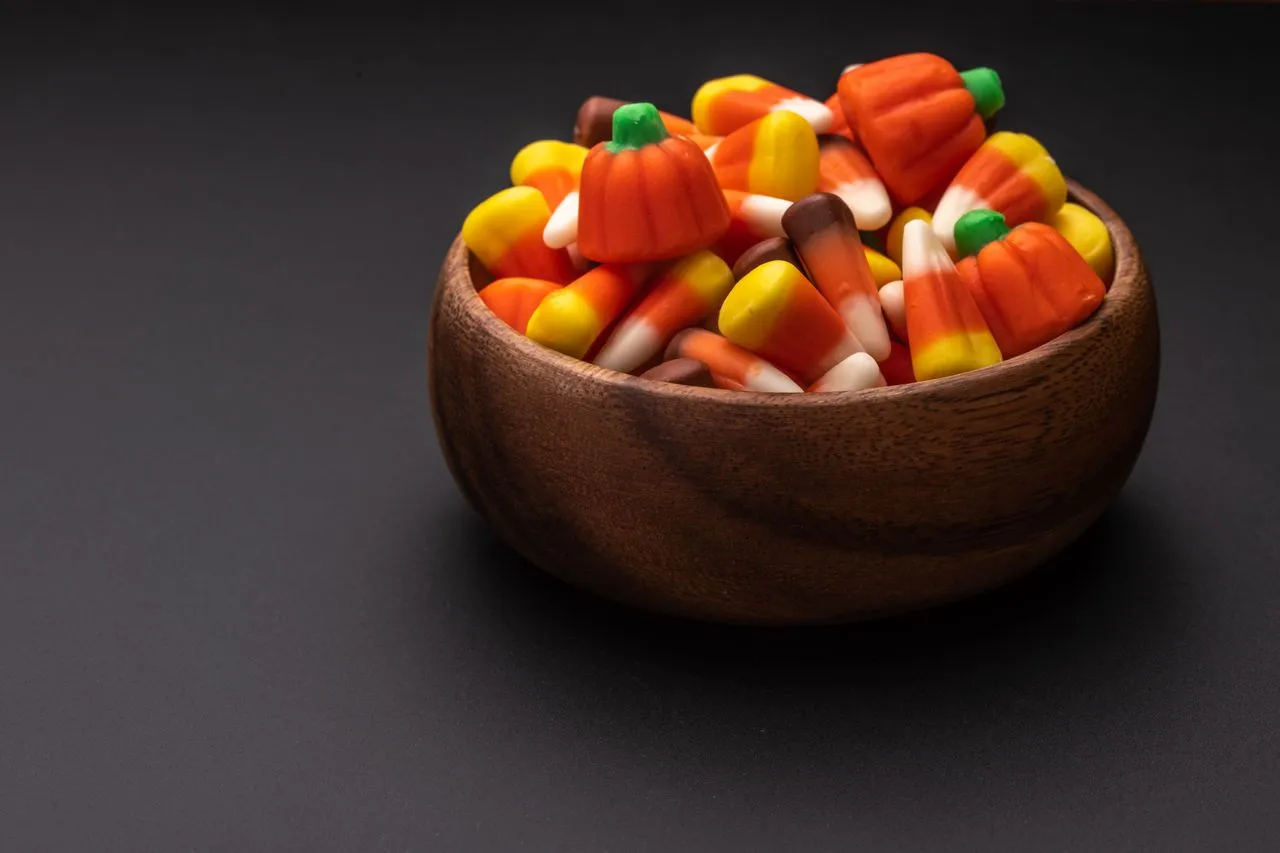 ハロウィンで子どもがお菓子をもらいに来たら？配るお菓子と準備について